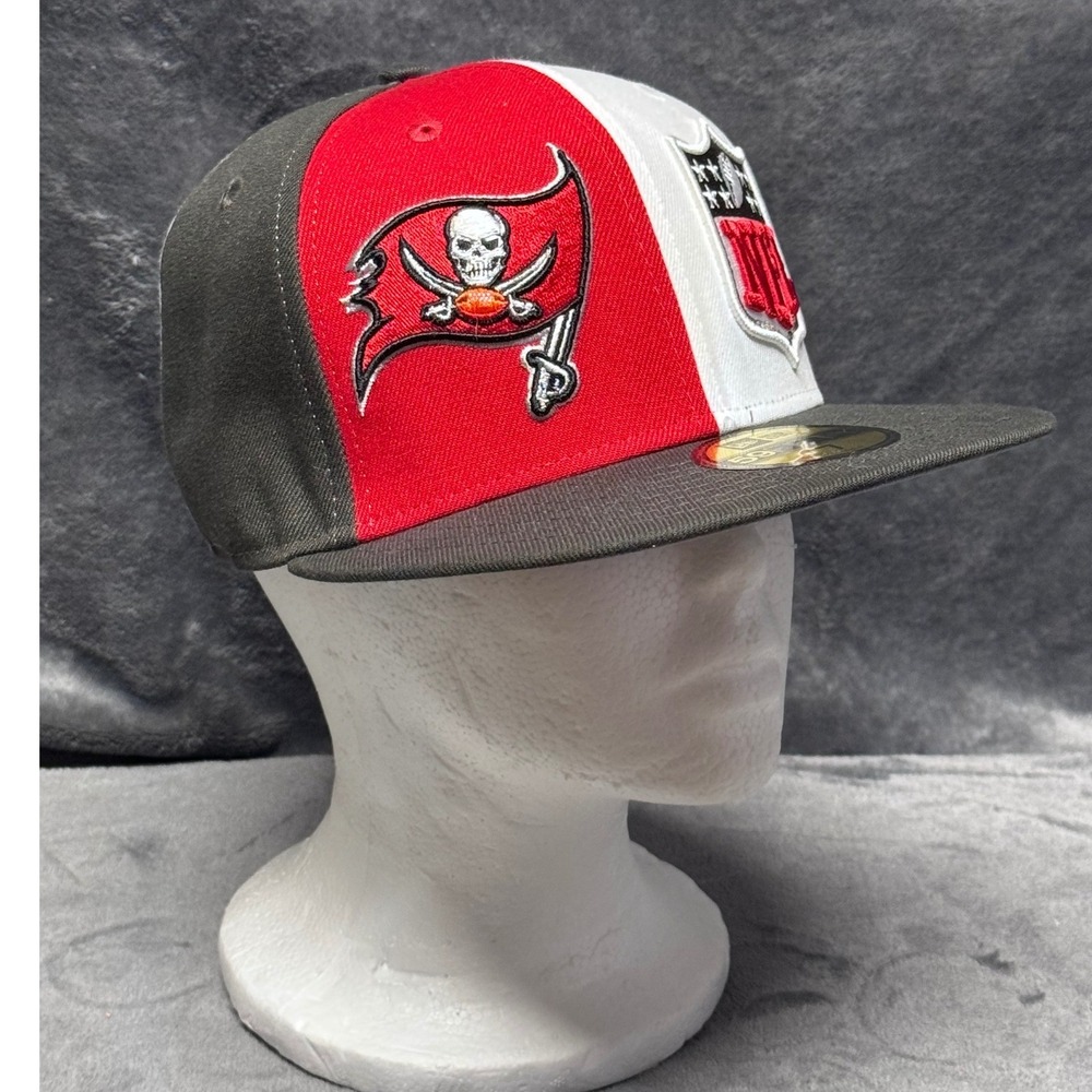 Tampa Bay Buccaneers NFL Hat Mens Size 7 Fitted Red White Grey New Era 59FIFTY